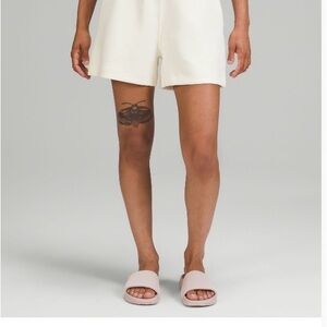 lululemon Softstreme 4” Short